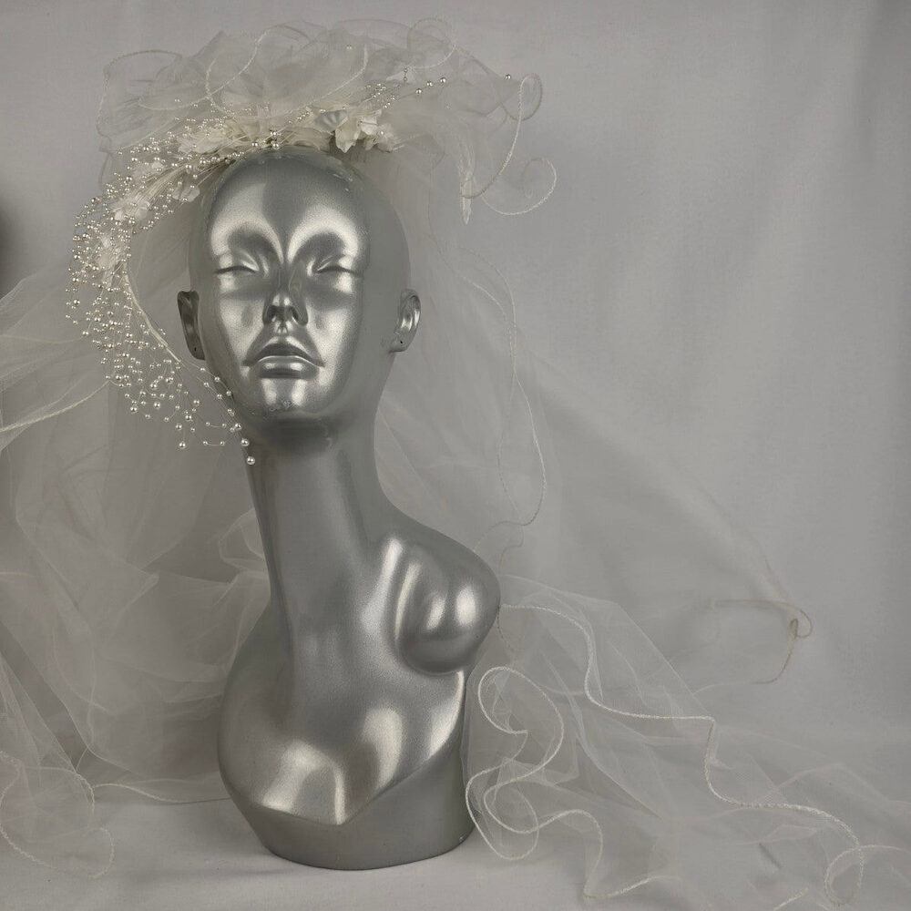 Vintage Beaded Floral Frame Wedding Veil